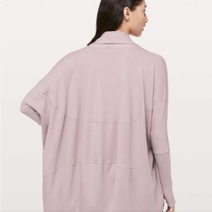 Lululemon Back in action wrap